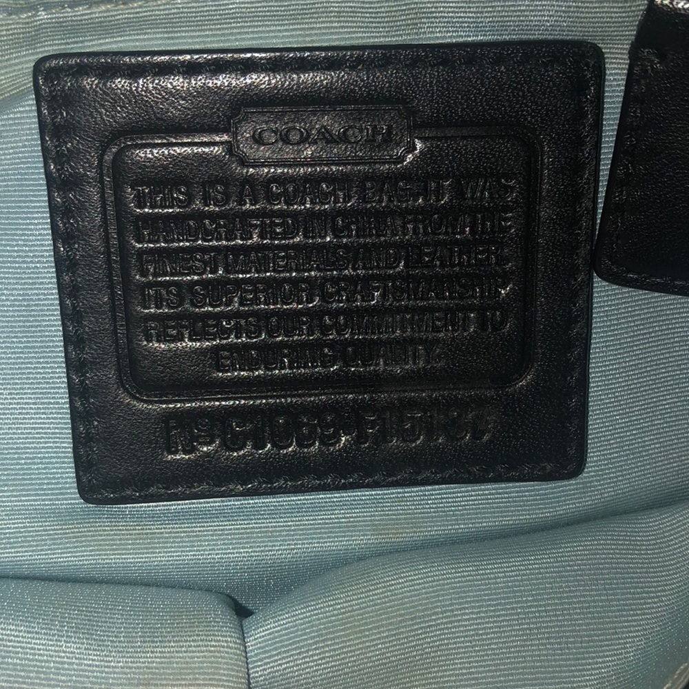 Coach purse - Picture 4 of 5